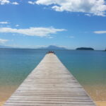 Viva Dias Inesquecíveis de Catamarã na Costa Verde 